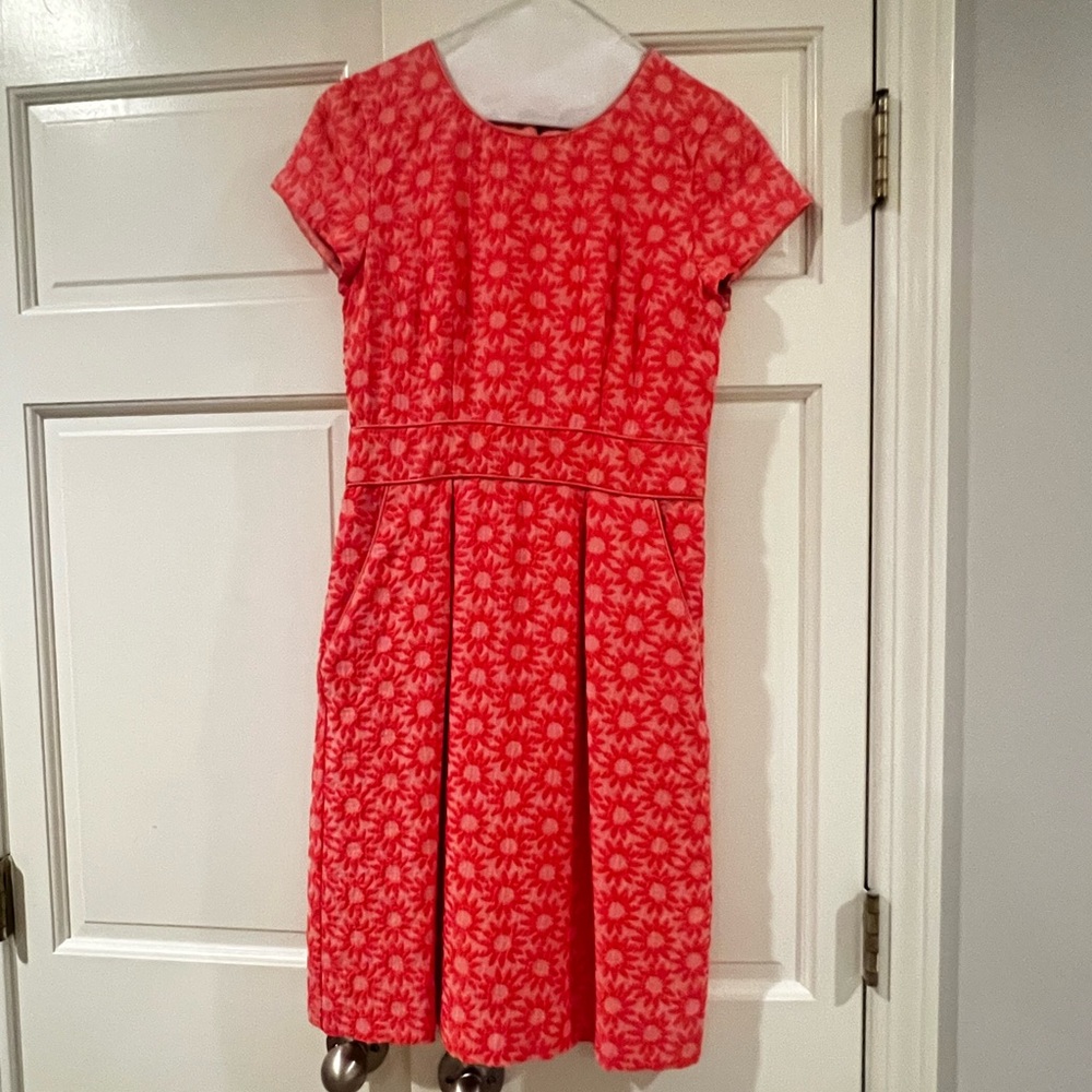 Boden size 4 pink floral pattern dress